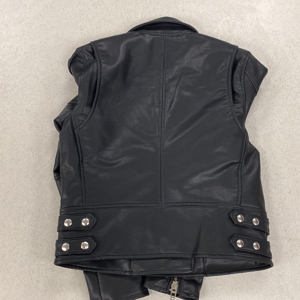 Leather Jacket - Picture 6 of 9